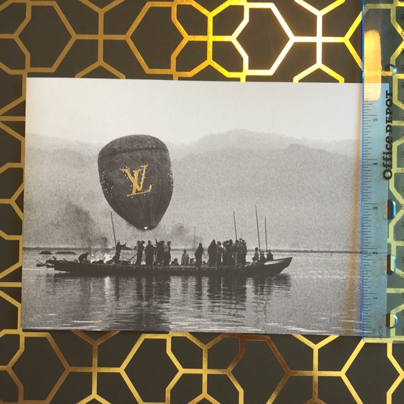 Louis Vuitton “Best Wishes for 2005” greeting foldout card - Picture 3 of 8